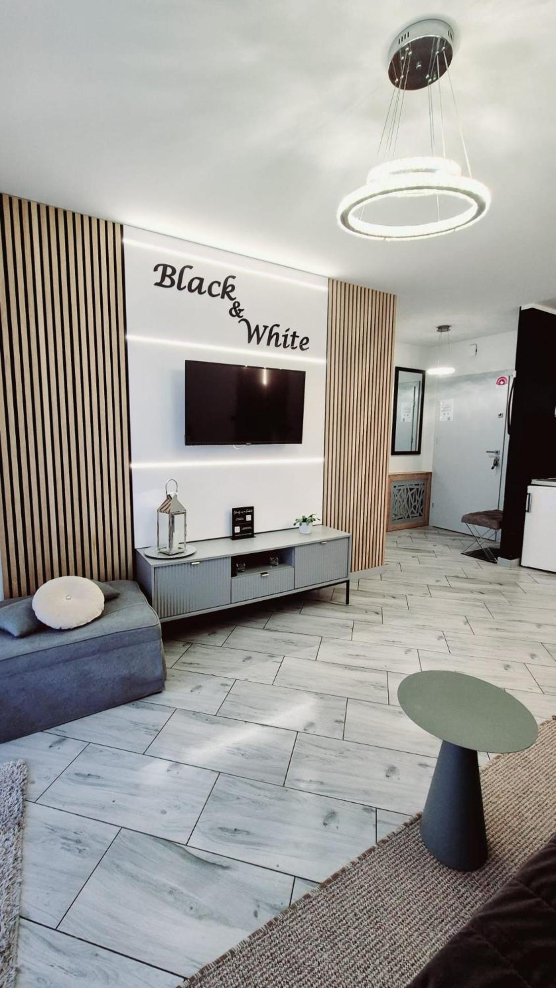 Apartament Black-White Мельно Экстерьер фото